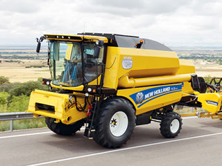 Combină Комбайн New Holland TC 4.90/5.90 фото 7