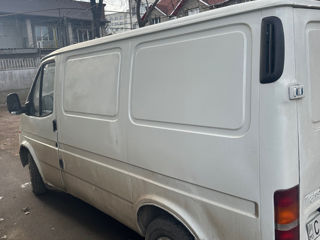 Ford Transit Connect foto 4