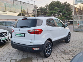 Ford EcoSport foto 2