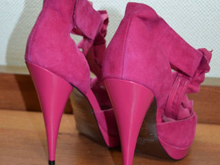 "Steve Madden" размер 37 Новые! foto 3