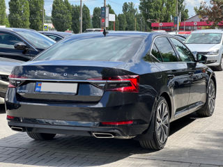 Skoda Superb foto 3