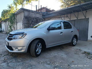 Dacia Logan foto 10