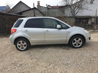 Suzuki SX4 foto 7