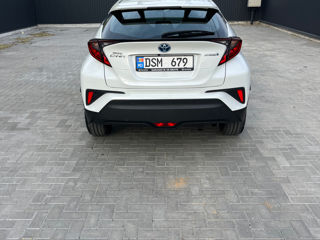 Toyota C-HR foto 7