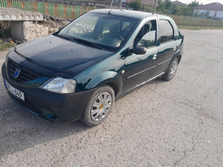 Dacia Logan foto 2