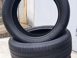 Продам шины б/у летние   255/45 R20