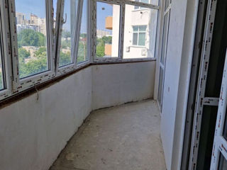 Apartament cu 2 camere, 71 m², Botanica, Chișinău foto 8