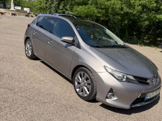 Toyota Auris, 2013
