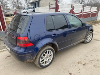 Volkswagen Golf foto 2