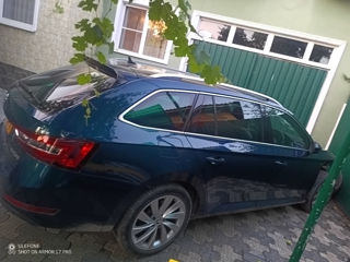 Skoda Superb foto 2