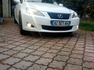 Lexus IS Series