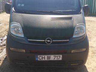 Opel Vivaro foto 3