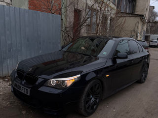 BMW 5 Series foto 10