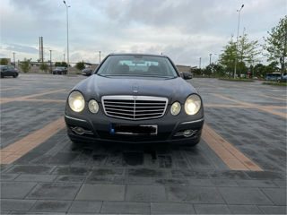 Mercedes E-Class foto 3