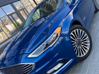 Ford Fusion foto 1