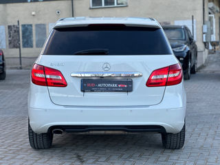 Mercedes B Class foto 3