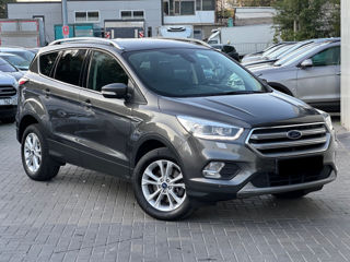 Ford Kuga foto 4