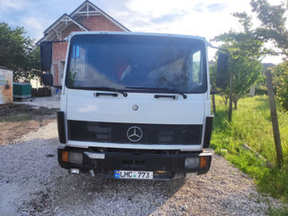 Mercedes 814 foto 3