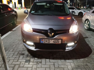 Renault Grand Scenic foto 9