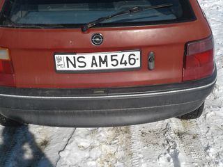 Opel Astra foto 1