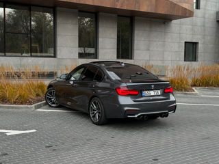 BMW 3 Series foto 4