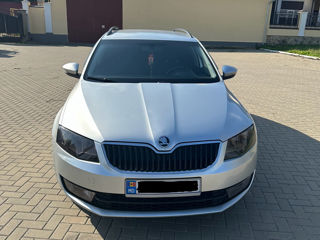 Skoda Octavia foto 1