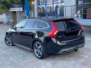 Volvo V60 foto 3