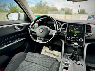 Renault Talisman foto 14