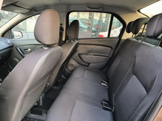 Dacia Logan foto 8