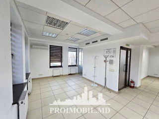 Spre chirie spațiu comercial 160 mp, în Centru! foto 7