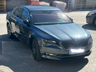 Skoda Superb фото 4