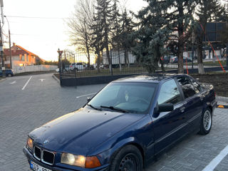 BMW 3 Series foto 3