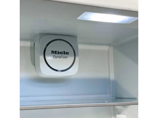 Холодильник премиум класса Miele с большой морозильной камерой из Германии foto 1