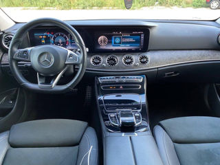 Mercedes E-Class foto 5