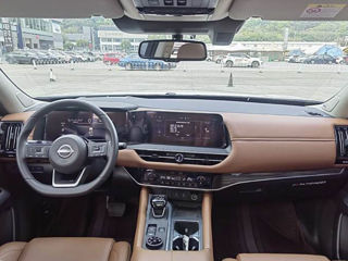 Nissan Pathfinder foto 10