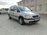 Opel Zafira foto 8