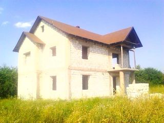 Чореску, новый дом + 6 соток 35000 евро  обмен на квартиру в Кишиневе. foto 1