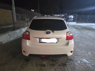 Toyota Auris foto 3