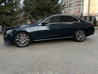 Mercedes E-Class foto 3