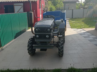 Vand tractor practic nou! foto 5