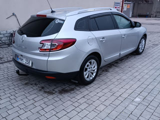 Renault Megane foto 1