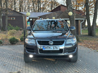 Volkswagen Touareg foto 2