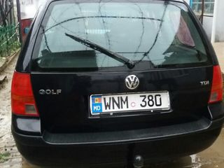 Volkswagen Golf foto 1