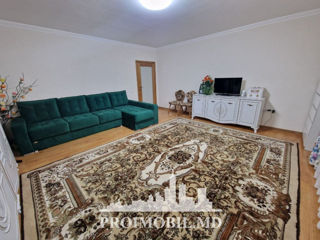 Apartament cu 2 camere, 94 m², Botanica, Chișinău foto 3