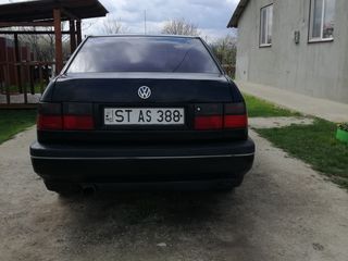 Volkswagen Vento foto 3