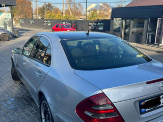 Mercedes E-Class foto 9