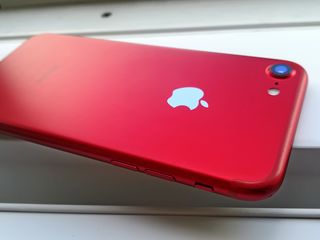 iPhone 7 Red, 256Gb, Rețeaua nu merge! foto 5