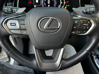 Lexus NX Series foto 15