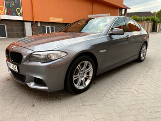 BMW 5 Series foto 4