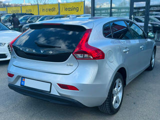 Volvo V40 foto 6